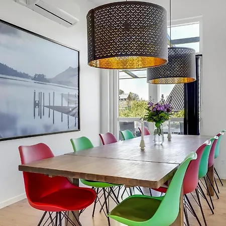 Four-bedroom In بيت للعطل هادرسليف